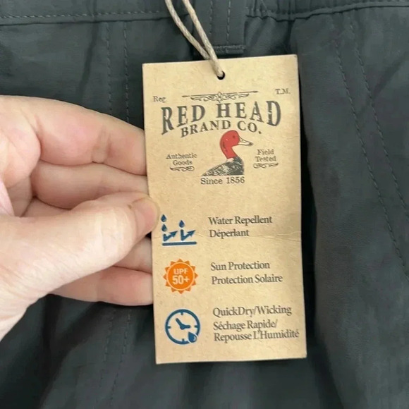 Red head shorts - Picture 3 of 4